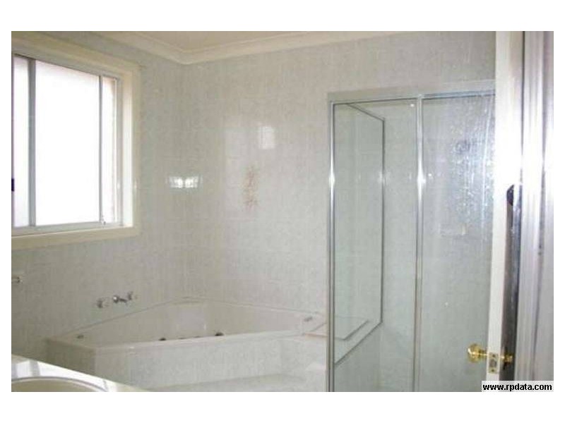 Bossley Park NSW 2176