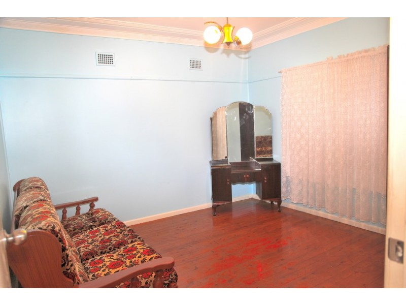 29 Ferngrove Road, Canley Heights NSW 2166