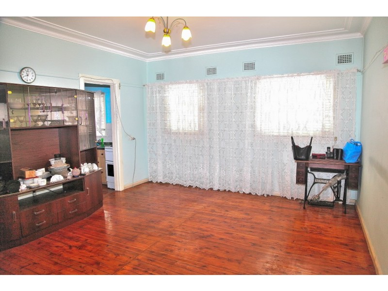 29 Ferngrove Road, Canley Heights NSW 2166