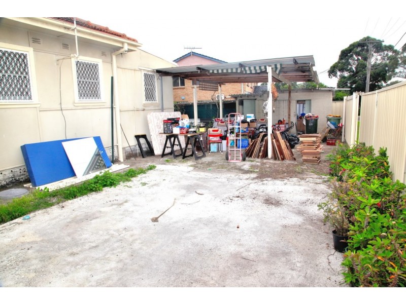 29 Ferngrove Road, Canley Heights NSW 2166