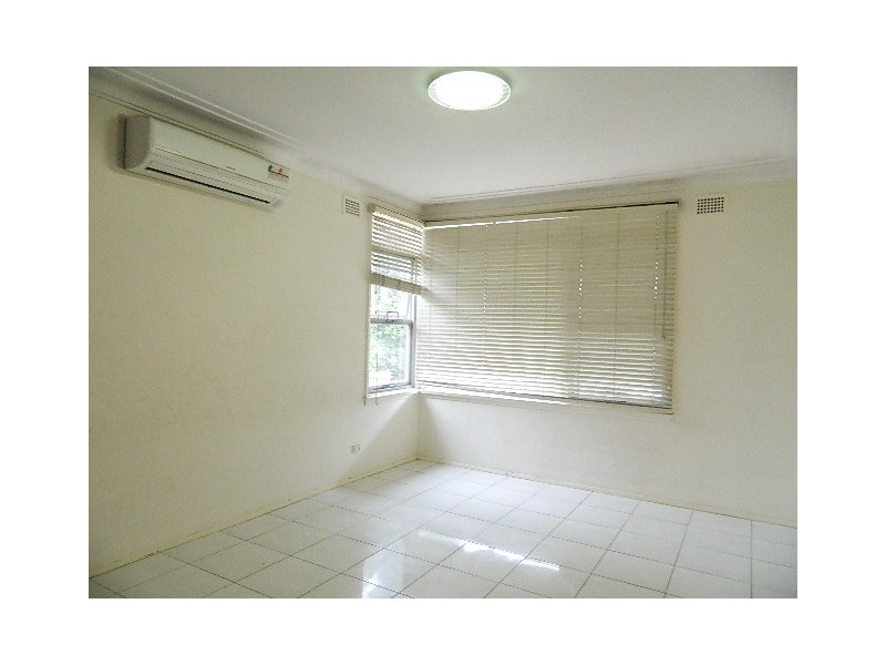 Fairfield West NSW 2165