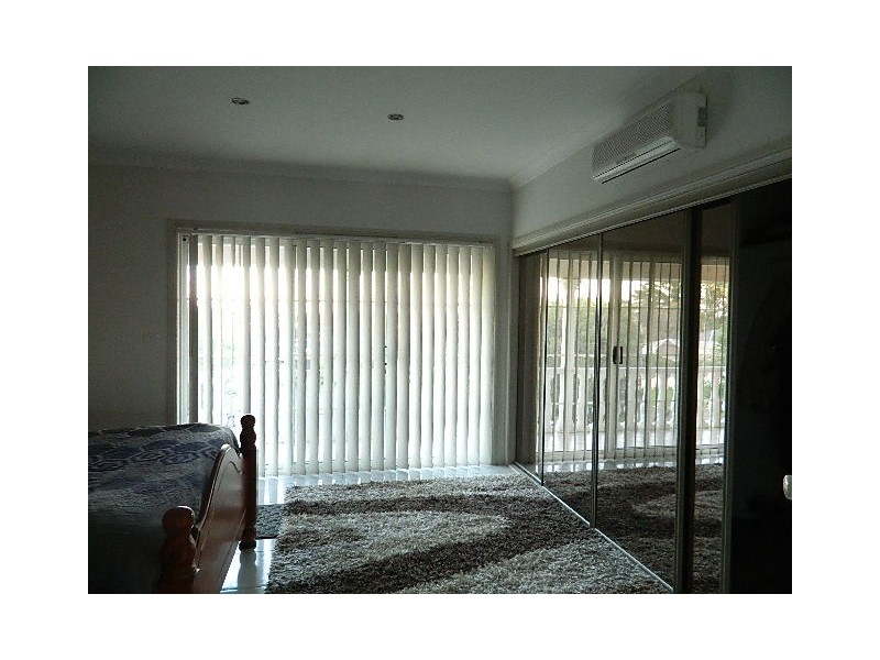 Bossley Park NSW 2176