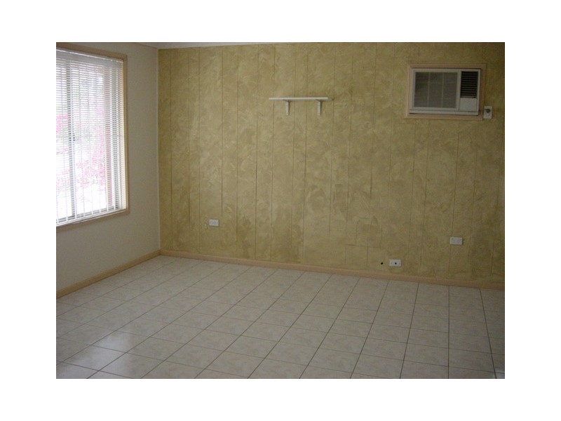 Fairfield West NSW 2165