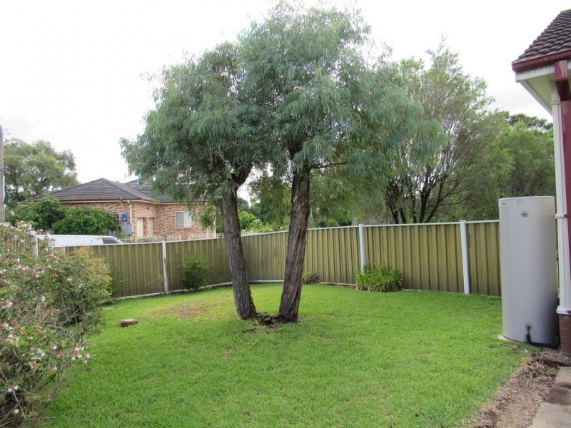 Fairfield West NSW 2165