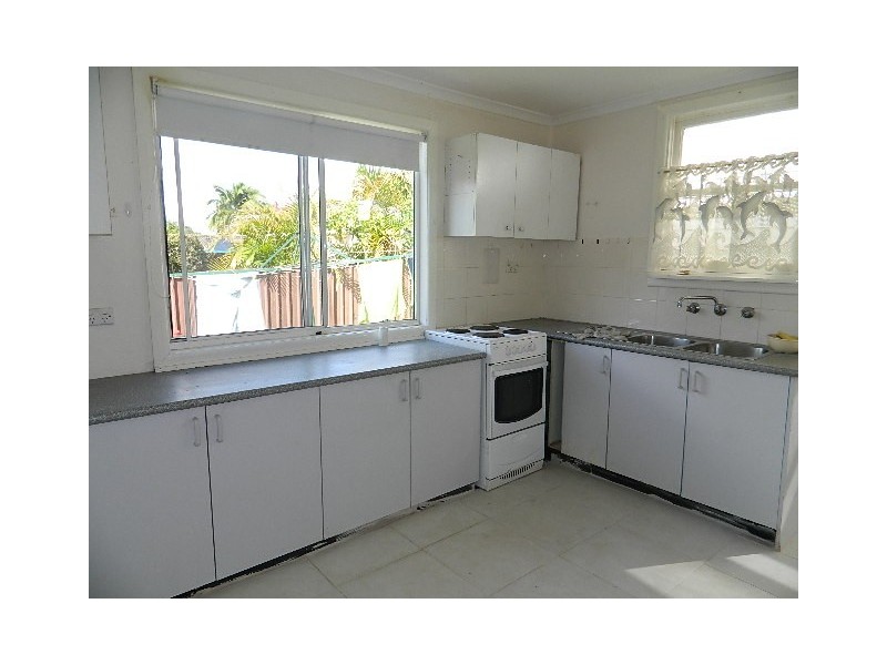 Fairfield West NSW 2165