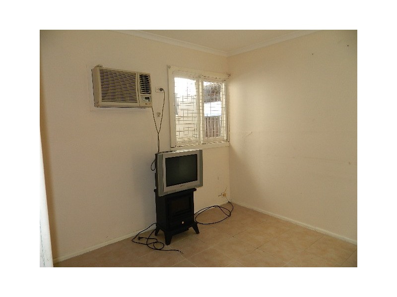 Fairfield West NSW 2165