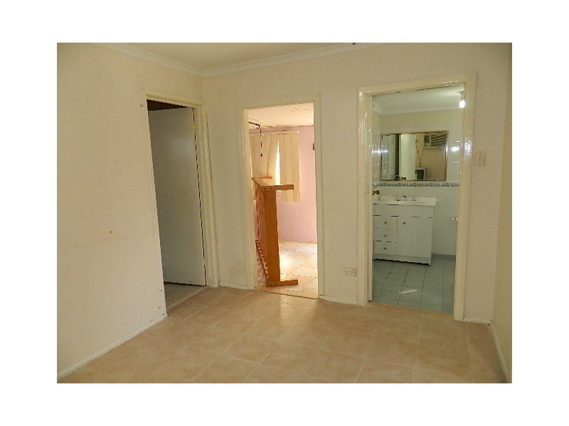 Fairfield West NSW 2165