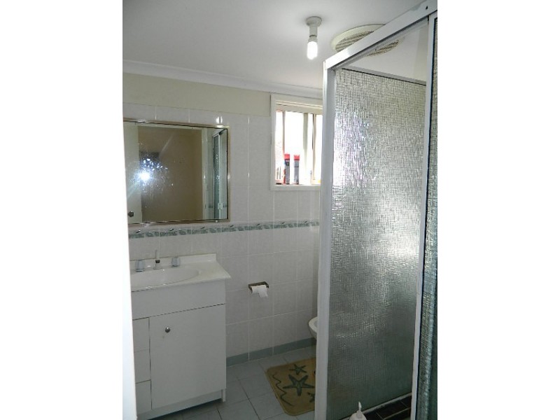 Fairfield West NSW 2165