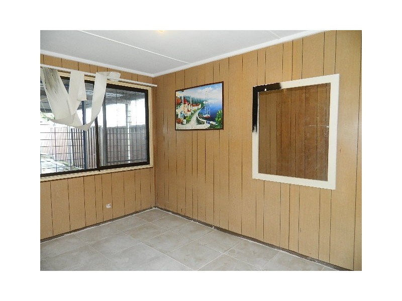 Fairfield West NSW 2165