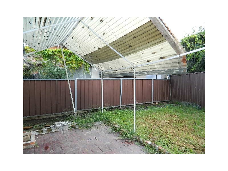 Fairfield West NSW 2165