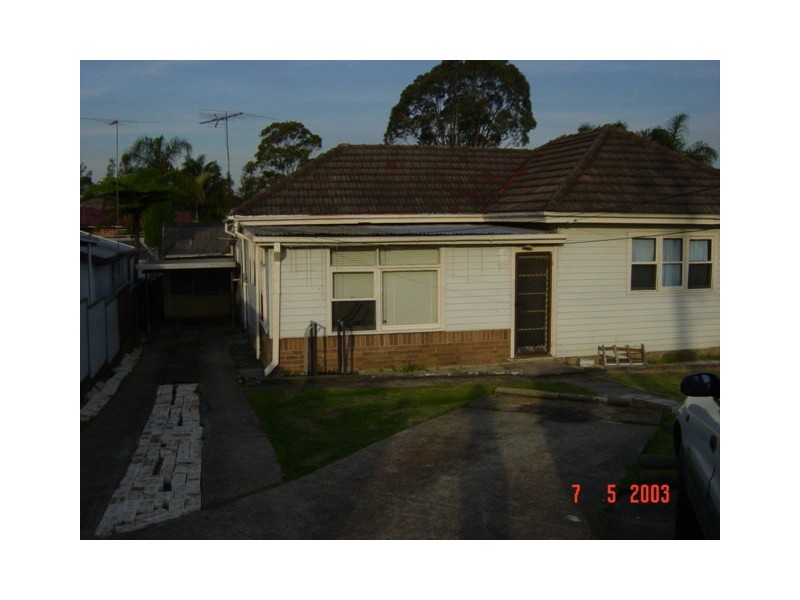 Fairfield West NSW 2165