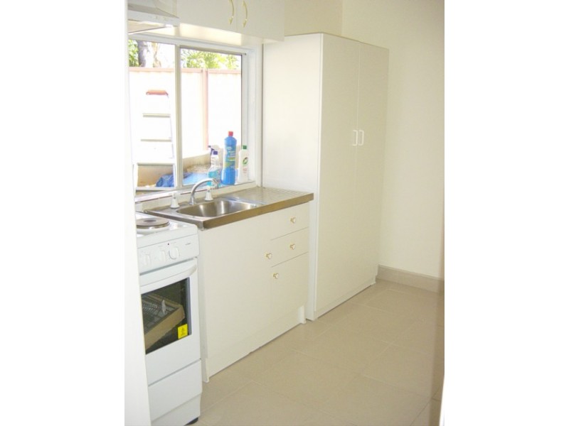 Greenfield Park NSW 2176