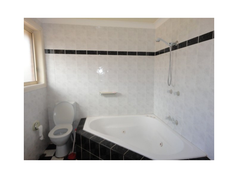 Fairfield East NSW 2165