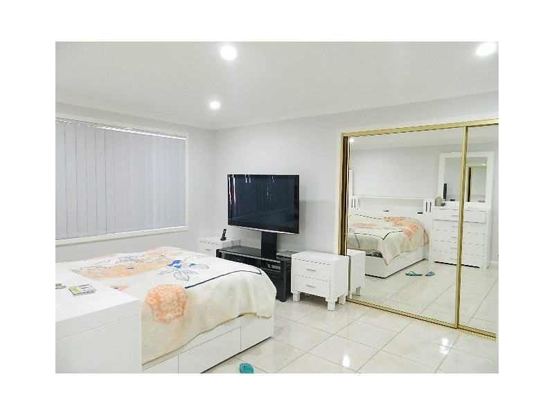 Greenfield Park NSW 2176