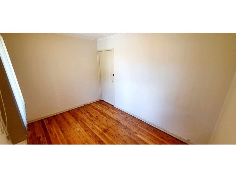 11 DAMPIER CRESCENT, Fairfield West NSW 2165