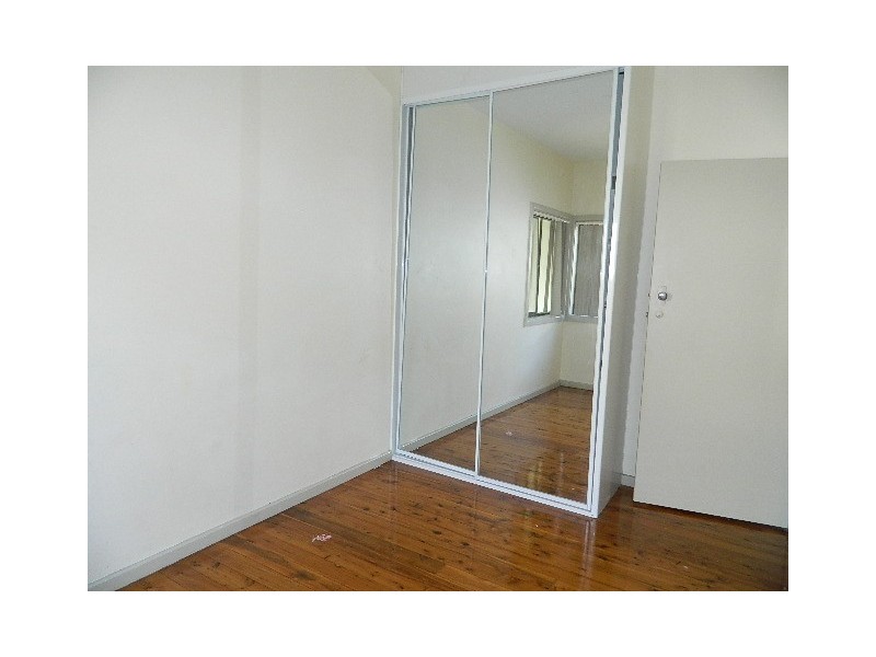 Fairfield East NSW 2165