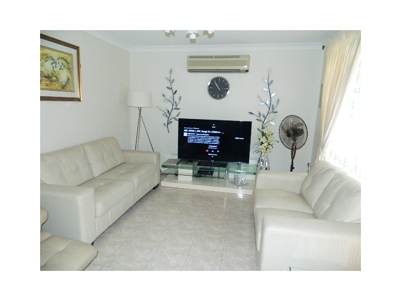 Greenfield Park NSW 2176