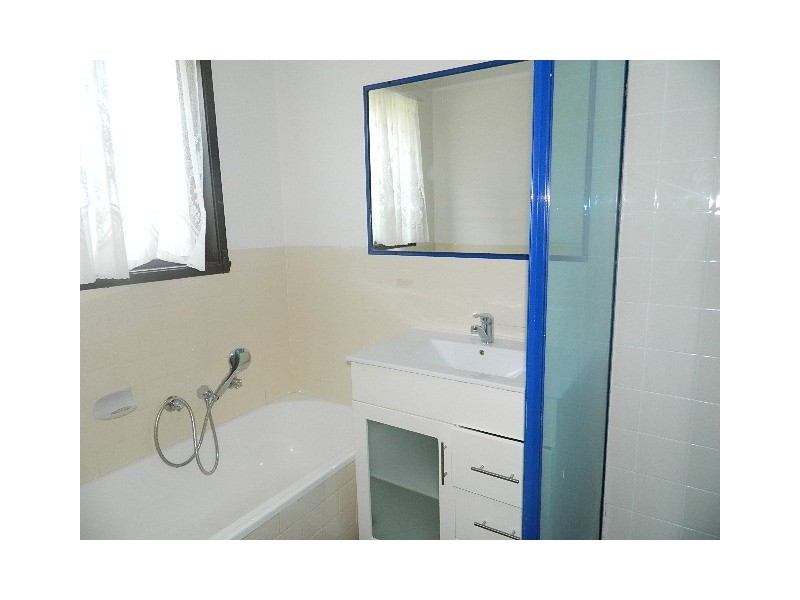 Greenfield Park NSW 2176