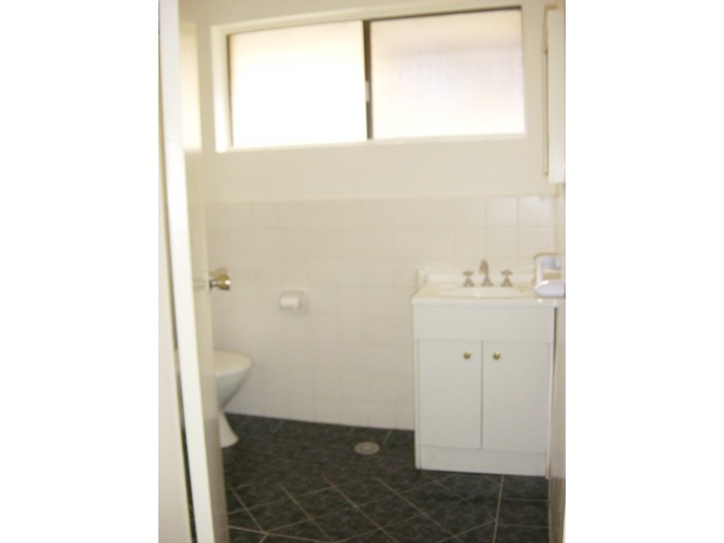 Fairfield NSW 2165