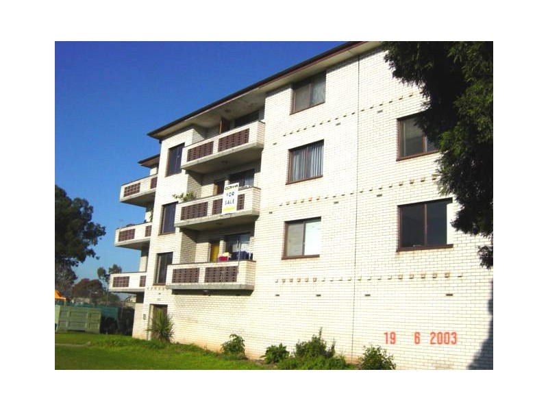 Fairfield NSW 2165