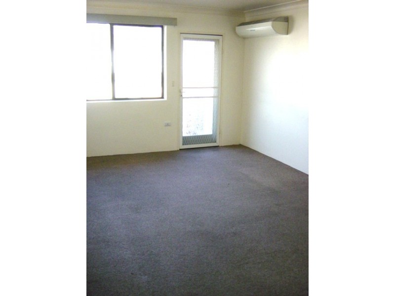 Fairfield NSW 2165