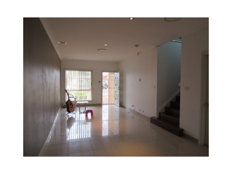 Canley Heights NSW 2166