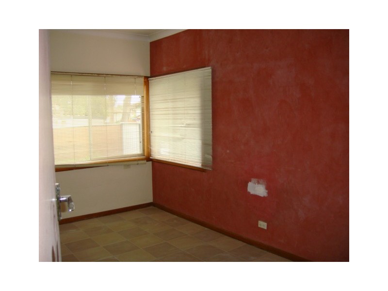 Fairfield West NSW 2165