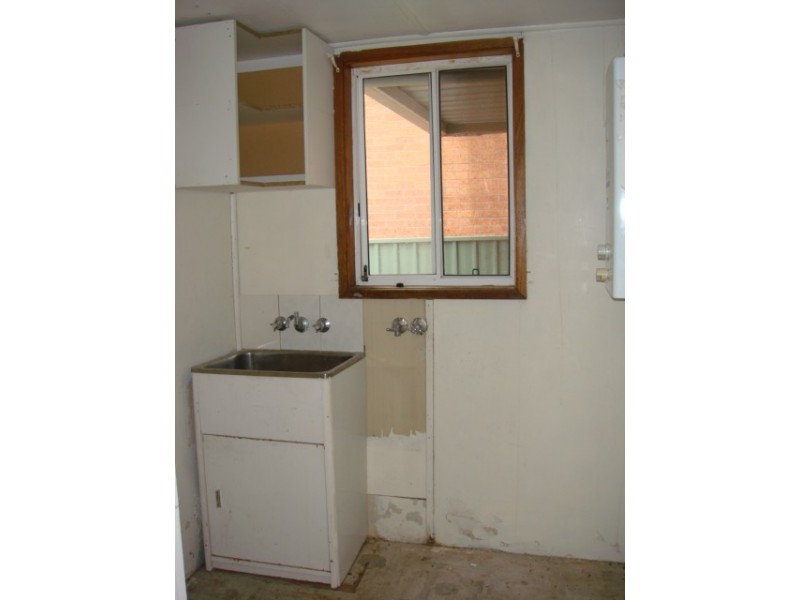 Fairfield West NSW 2165