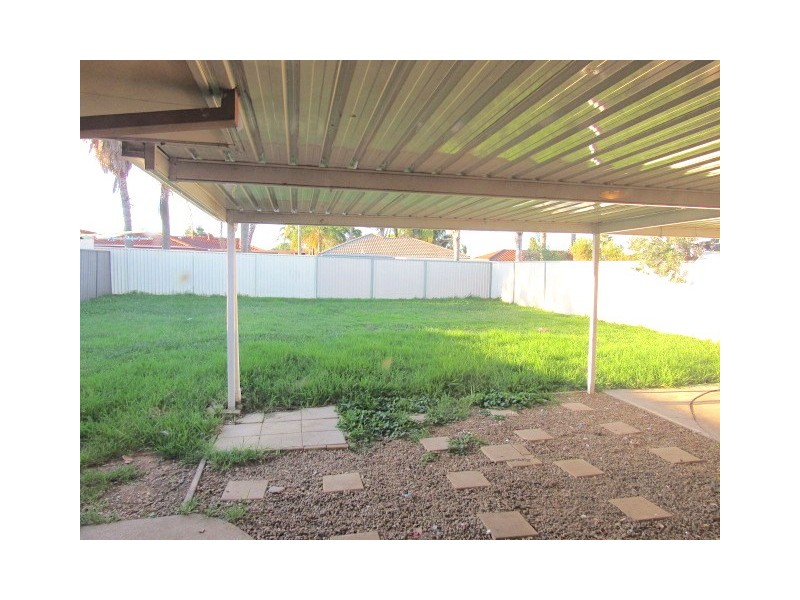 41 ALROY CRESCENT, Hassall Grove NSW 2761