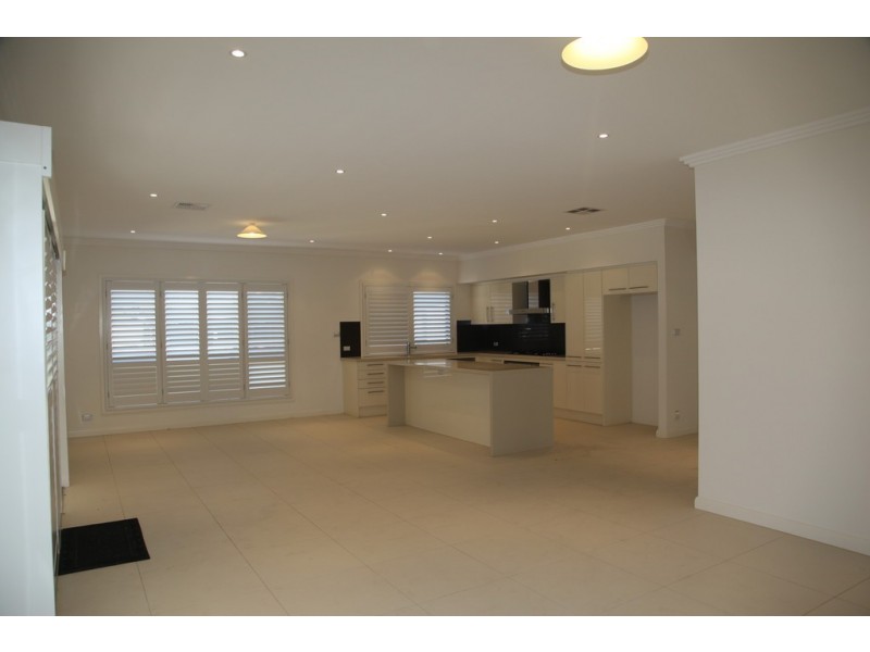 Fairfield East NSW 2165