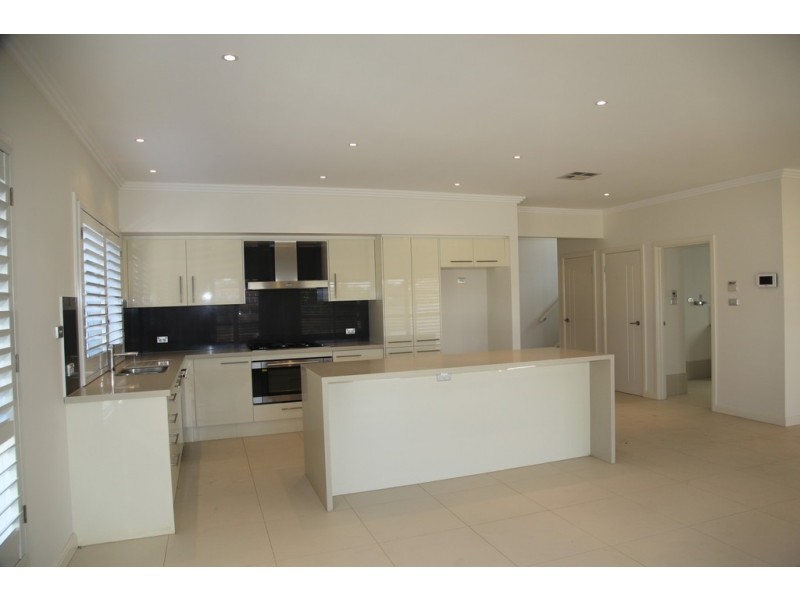 Fairfield East NSW 2165