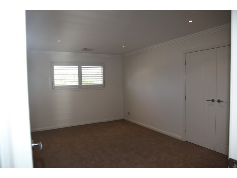 Fairfield East NSW 2165