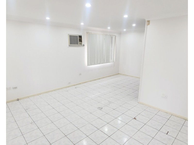 416 HAMILTON ROAD, Fairfield West NSW 2165