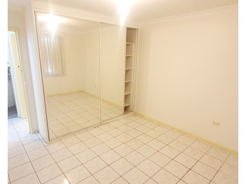 416 HAMILTON ROAD, Fairfield West NSW 2165