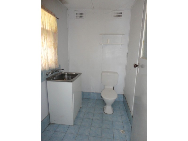 Fairfield NSW 2165