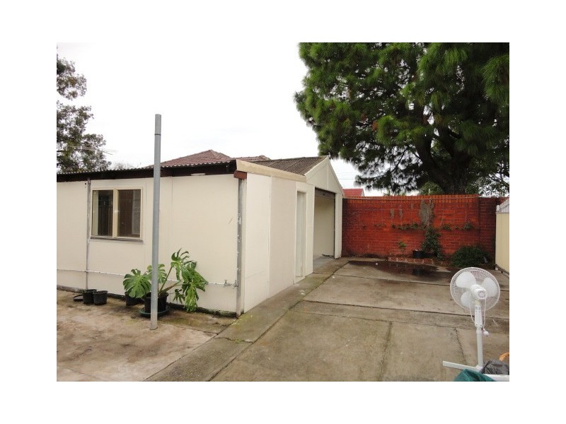 Fairfield East NSW 2165