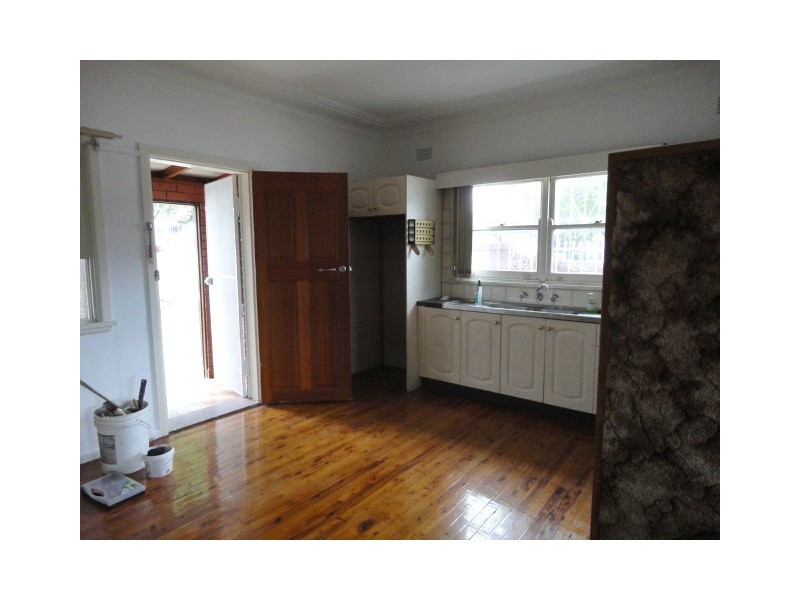 Fairfield East NSW 2165