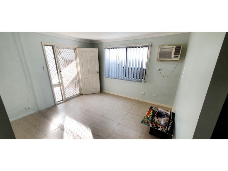 Fairfield West NSW 2165