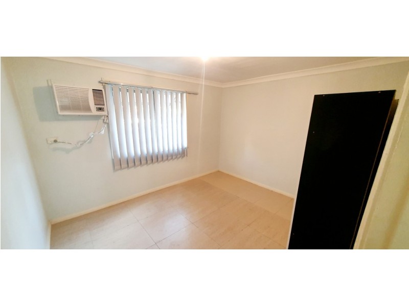 Fairfield West NSW 2165