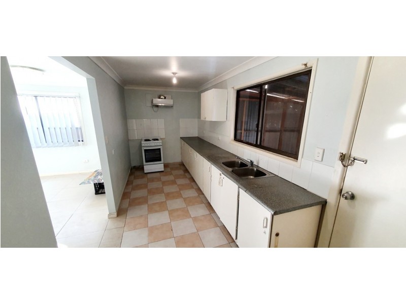 Fairfield West NSW 2165