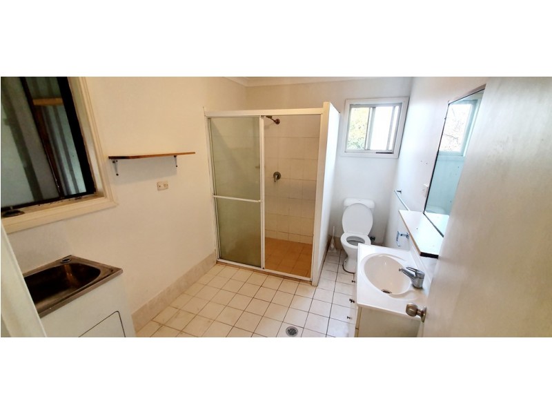 Fairfield West NSW 2165