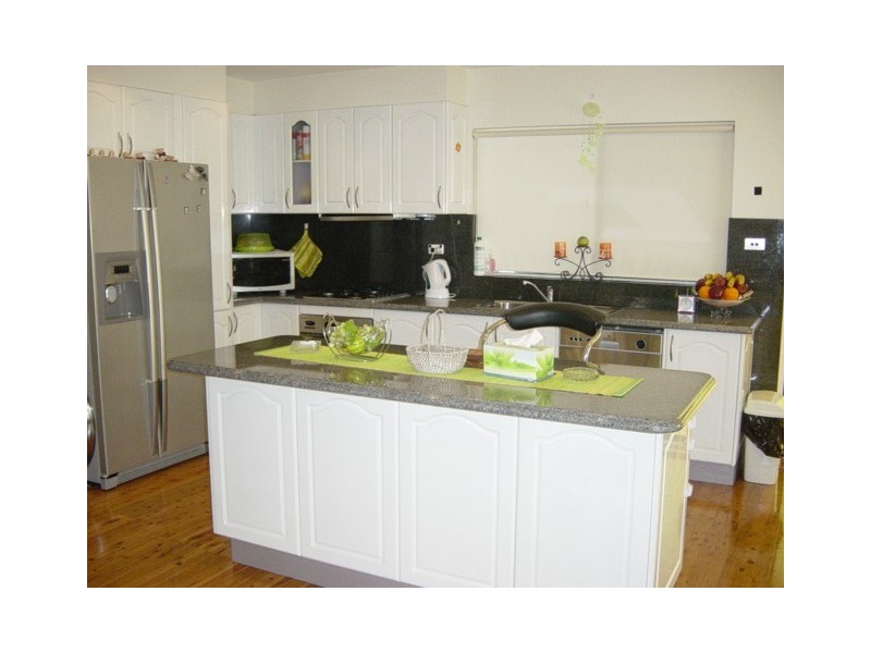 Fairfield West NSW 2165