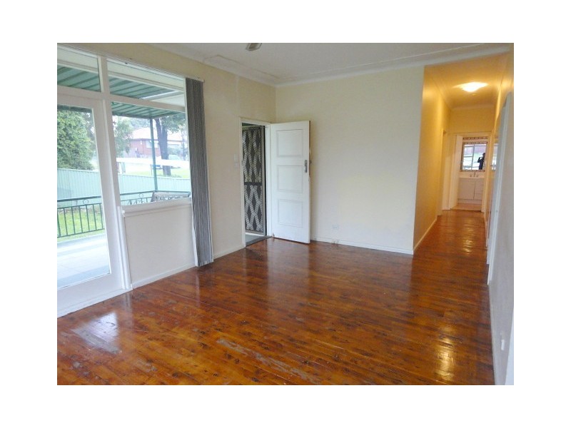 Fairfield West NSW 2165
