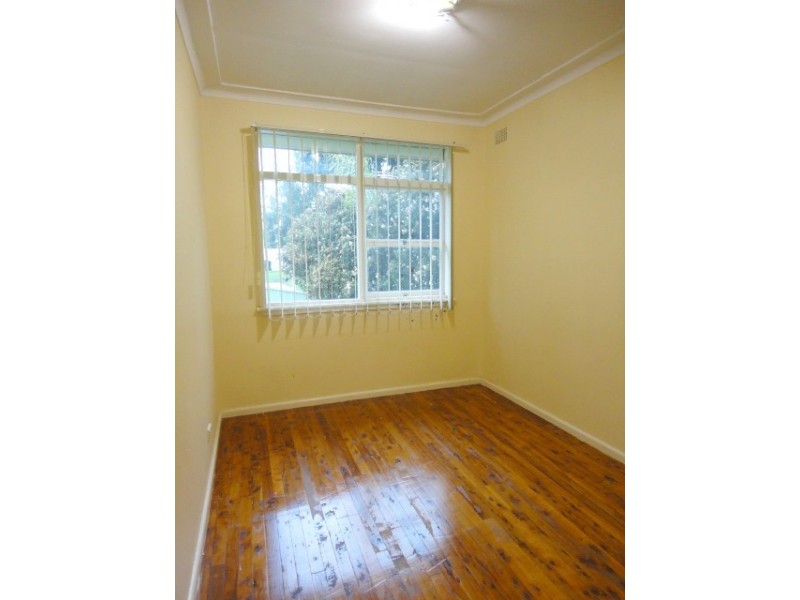 Fairfield West NSW 2165