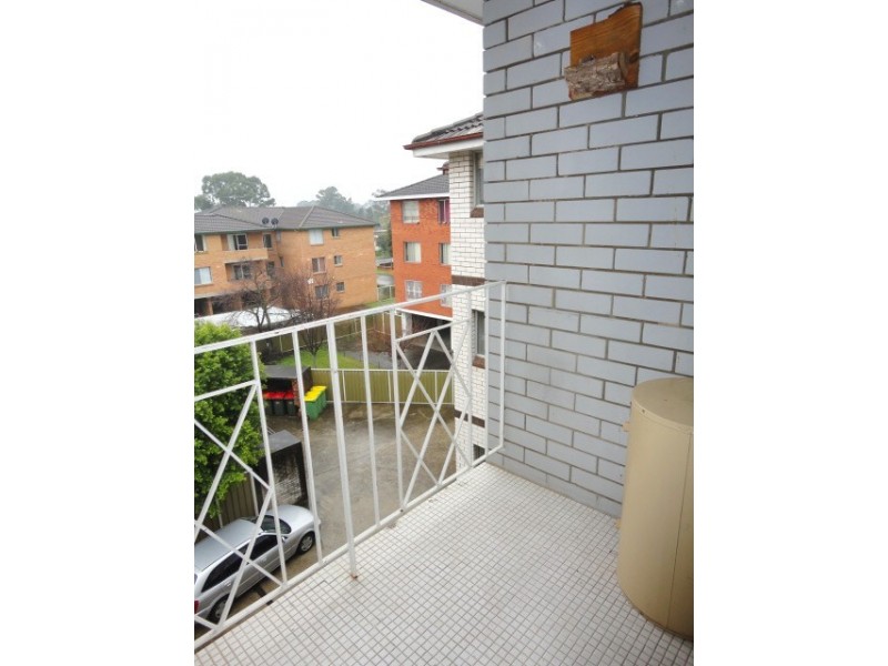 12/7 CARRAMAR AVENUE, Carramar NSW 2163