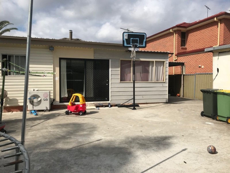 Canley Heights NSW 2166