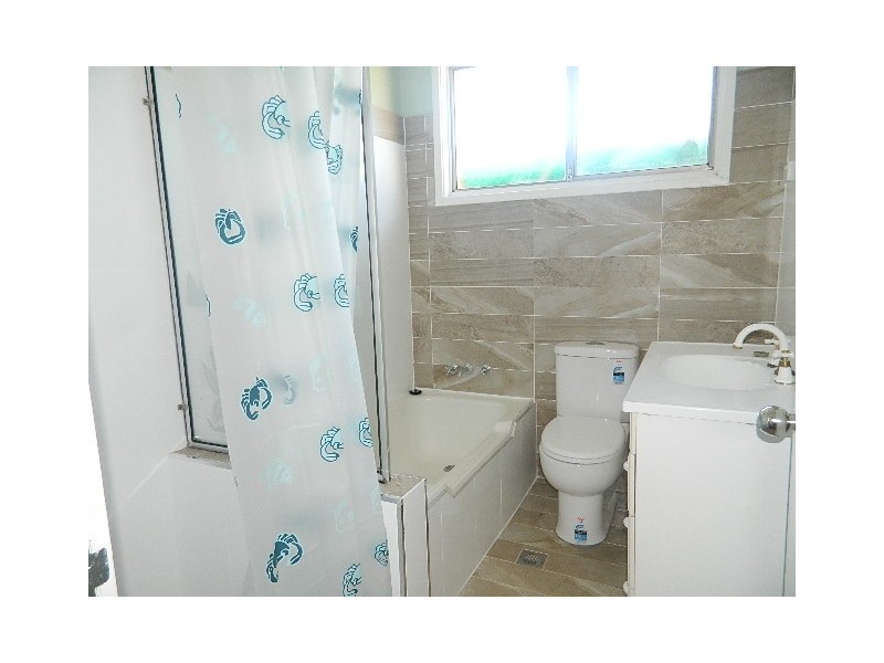 Fairfield West NSW 2165