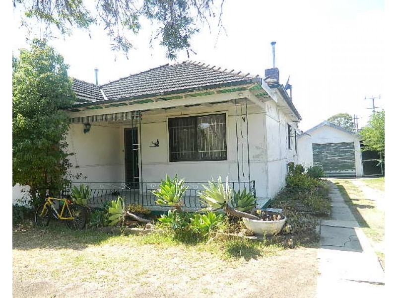 17 OLIVE STREET, Fairfield NSW 2165