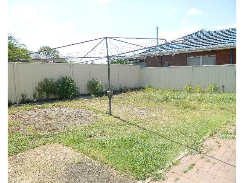 17 OLIVE STREET, Fairfield NSW 2165