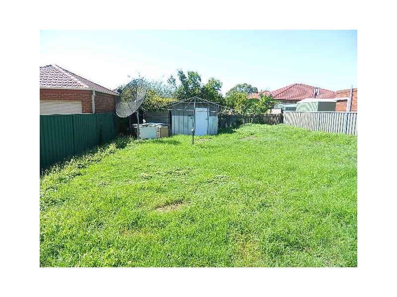 Fairfield East NSW 2165